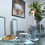 Bianca\'S House Hotel Heathrow Airport