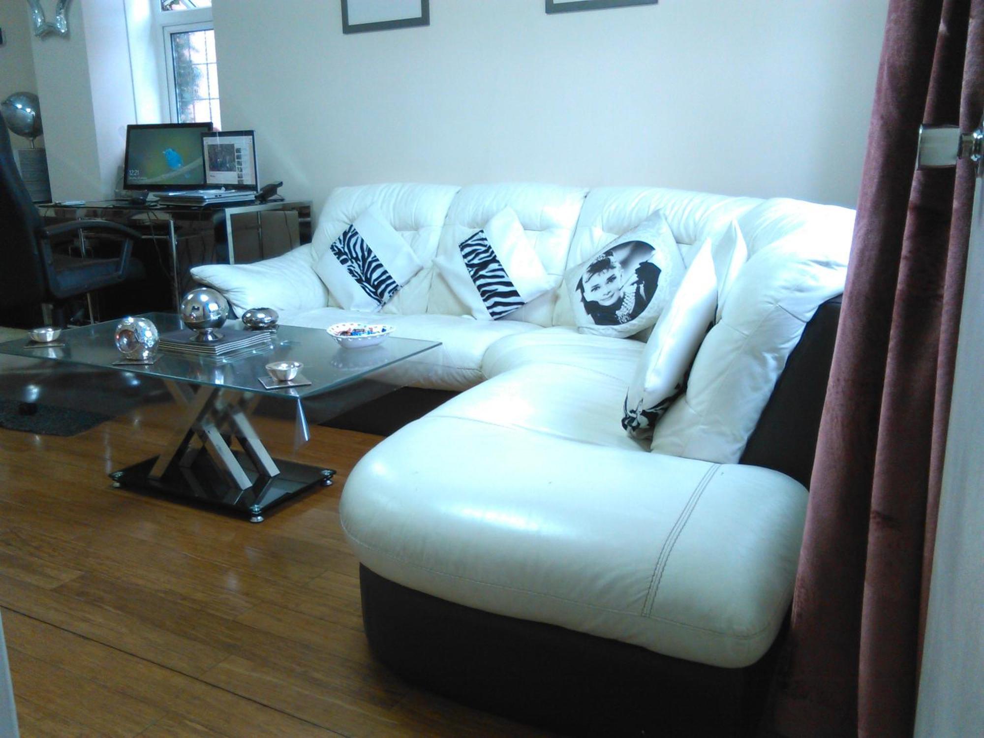 Bianca's House Heathrow Airport Hotel 4*