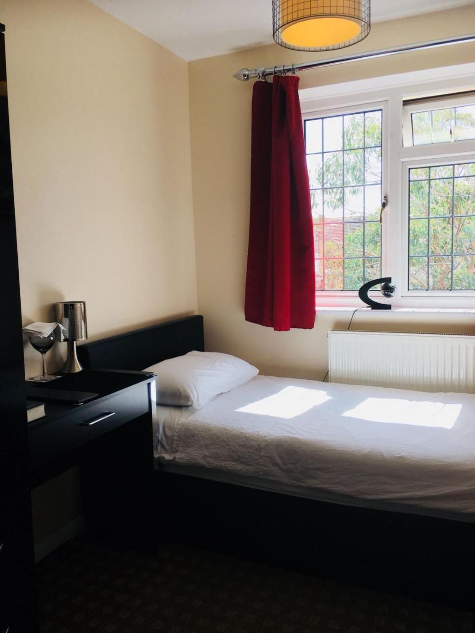 Hotel Bianca's House Heathrow Airport